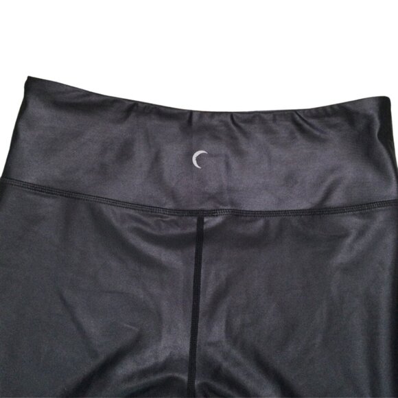 LIKE NEW Zyia Metallic Leggings size 14/16 - Picture 3 of 5